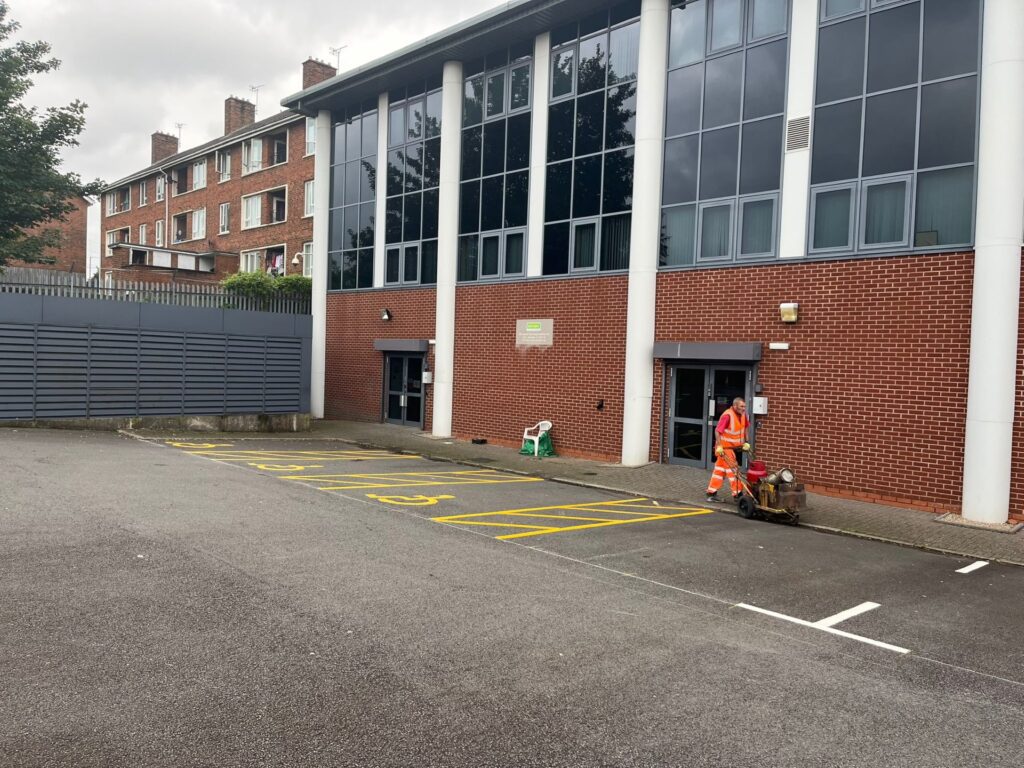 Birmingham South West Job Centre Photos